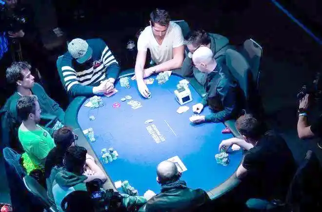 德州扑克牌型组合概率_德州扑克新手攻略_德州扑克起手牌选择